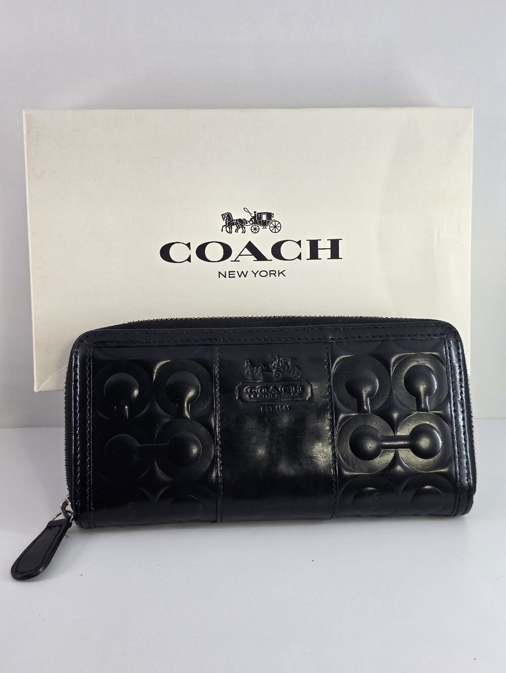 COACH Vintage Black Patent Leather Accordion Wallet - Embossed Op-Art Signature